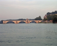 フランス　アヴィニヨンの橋写真
